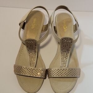 💚 East 5th JC Pennies Gaby Wedge Sandals Champagne Color‎ Rhinestones Size 7W